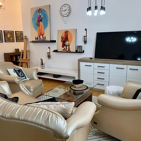 Art Loft Apartment *
